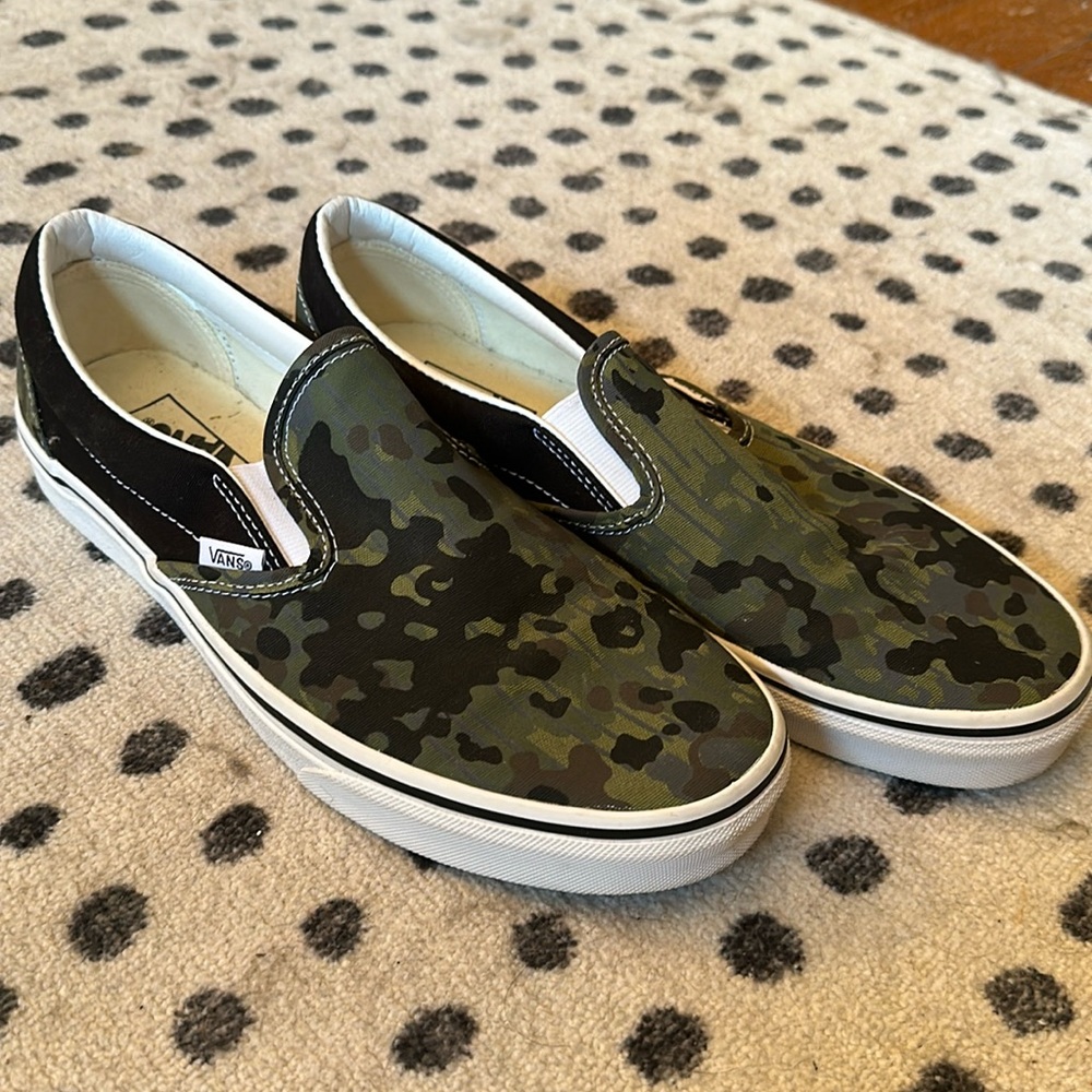 Vans slip-ons, digital camo, 9.5
